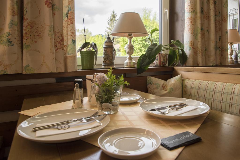 Gaestehaus Am Kurpark ชลีเอร์ซี ภายนอก รูปภาพ