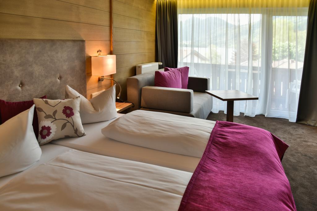 Gaestehaus Am Kurpark ชลีเอร์ซี ภายนอก รูปภาพ
